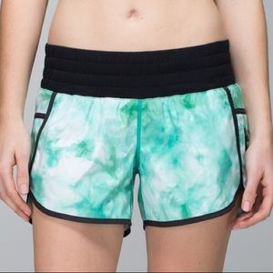 Lululemon Tracker Short Swift*